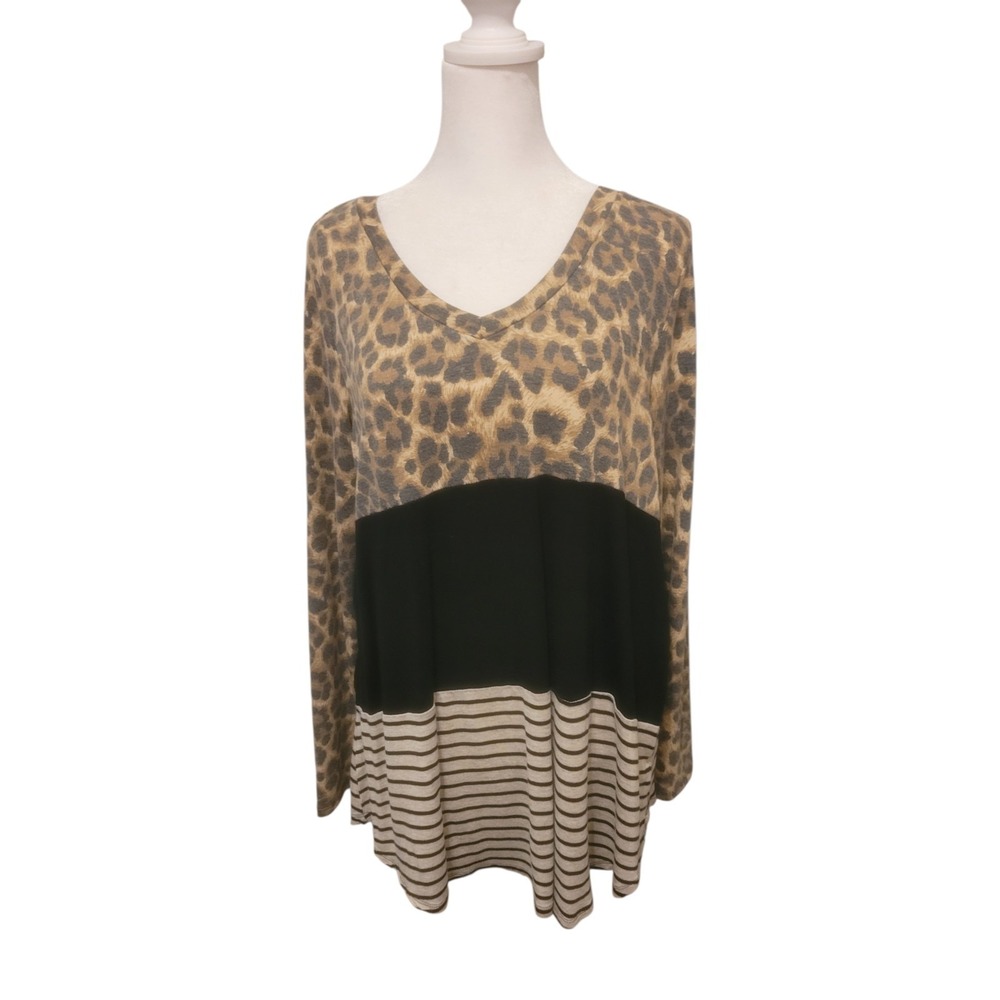Animal Print Dolman Sleeve Plunge V Neckline‎ Sweater Large by Honey Me